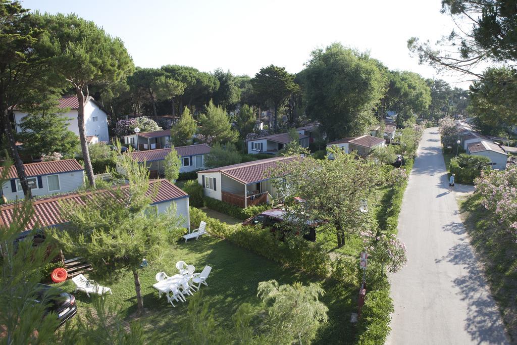 Camping Village Pino Mare Lignano Sabbiadoro Buitenkant foto